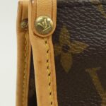 Louis_Vuitton_Monogram_Popincourt_M40009_Bag_5