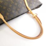 Louis_Vuitton_Monogram_Raspail_MM_M40607_Bag_3