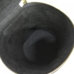 Louis_Vuitton_Monogram_Reverse_Cannes_M43986_Bag_9