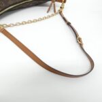 Louis_Vuitton_Monogram_Reverse_Loop_Hobo_M46311_Shoulder_Bag_3