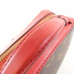 Louis_Vuitton_Monogram_Saintonge_M43556_肩背袋_7