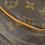 Louis_Vuitton_Monogram_Saumur_30cm_M42256_Shoulder_Bag_1