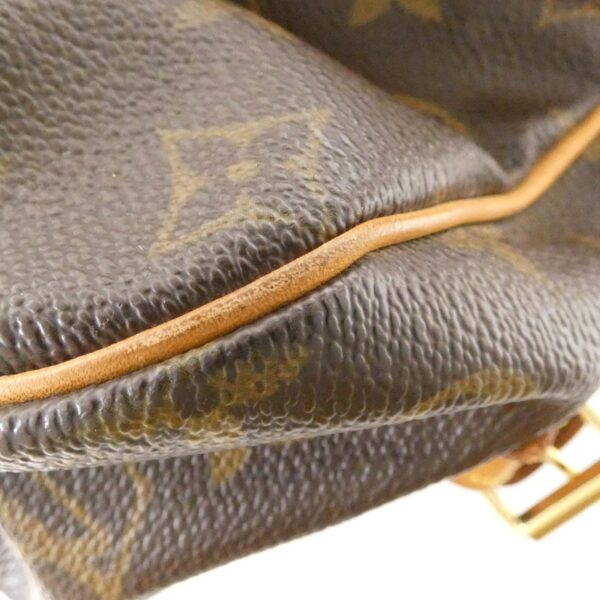 Louis_Vuitton_Monogram_Saumur_35cm_M42254_Shoulder_Bag_2