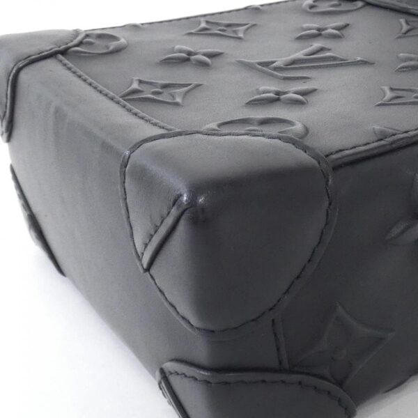 Louis_Vuitton_Monogram_Seal_Steamer_XS_M58707_Shoulder_Bag_3