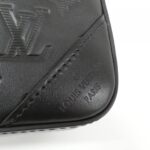 Louis_Vuitton_Monogram_Shadow_Duo_Messenger_M69827_Shoulder_Bag_4