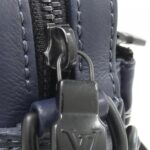 Louis_Vuitton_Monogram_Shadow_Trio_Messenger_M24753_肩背袋_4