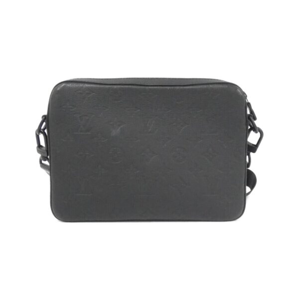 Louis_Vuitton_Monogram_Shadow_Trio_Messenger_M46602_Shoulder_Bag_2