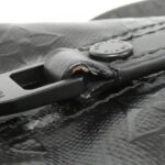 Louis_Vuitton_Monogram_Storm_LV_Ski_Hammock_Bag_M23790_肩背袋_5