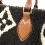 Louis_Vuitton_Monogram_Teddy_OnTheGo_GM_M55420_Bag_5