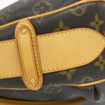 Louis_Vuitton_Monogram_Touram_GM_M40075_Shoulder_Bag_3