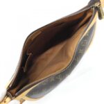 Louis_Vuitton_Monogram_Touram_GM_M40075_Shoulder_Bag_9