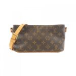 Louis_Vuitton_Monogram_Trotter_M51240_Shoulder_Bag_0
