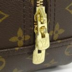Louis_Vuitton_Monogram_Trouville_M42228_Bag_4