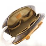 Louis_Vuitton_Monogram_Trouville_M42228_Bag_9