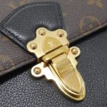 Louis_Vuitton_Monogram_Victoire_M41730_Shoulder_Bag_4