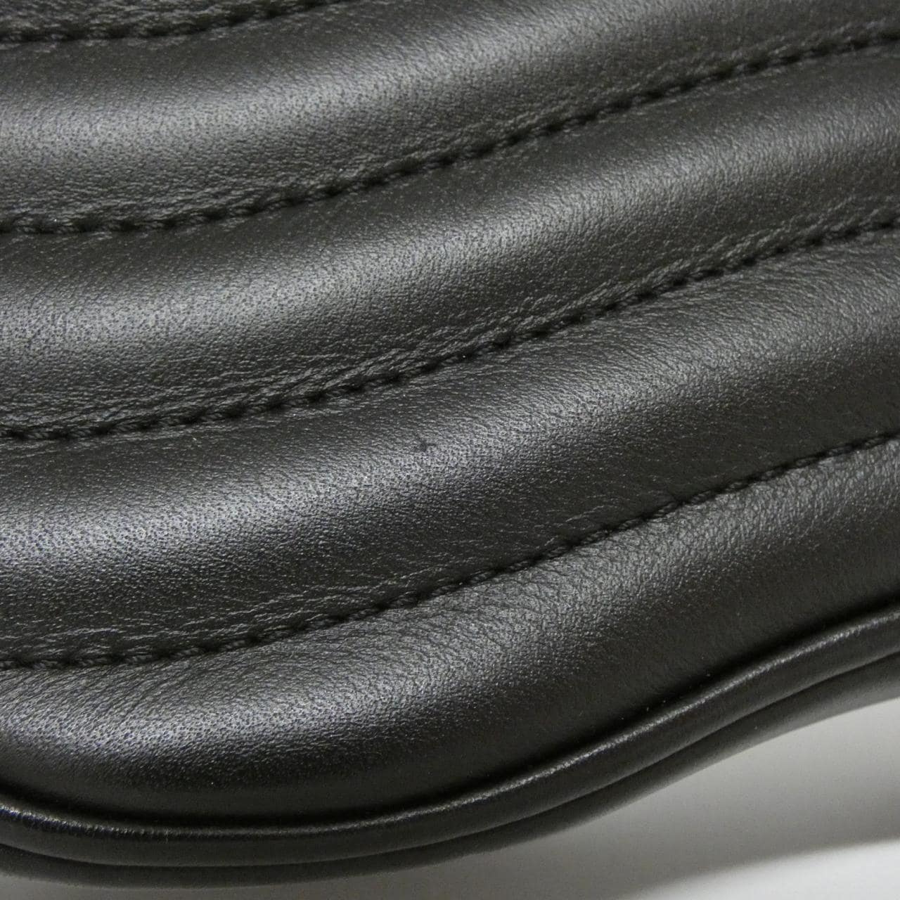 Louis_Vuitton_New_Wave_New_Wave_Chain_Bag_PM_M51683_肩背袋_4