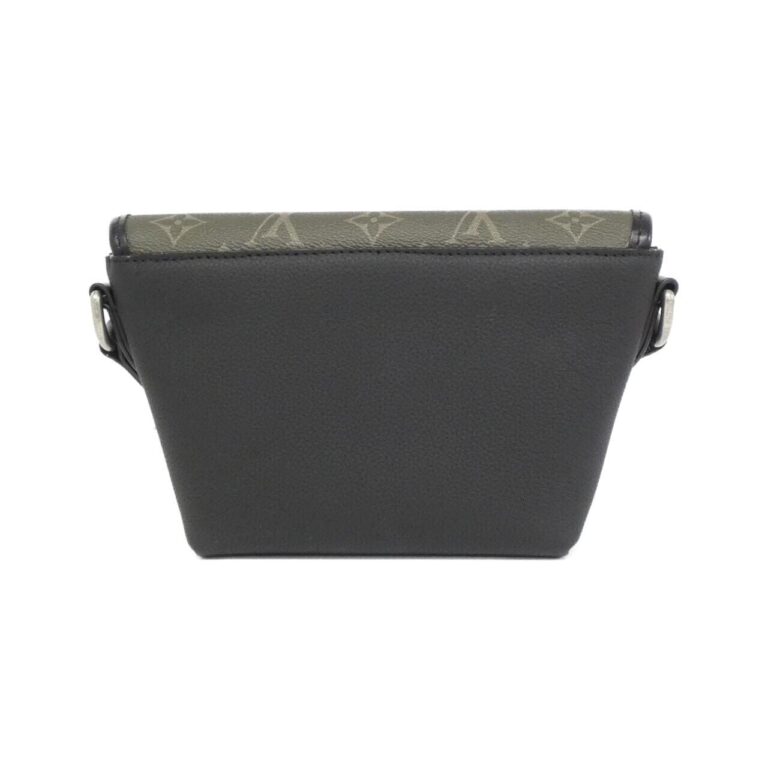 Louis_Vuitton_Pulse_Wearable_Wallet_M12618_Shoulder_Bag_1