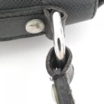 Louis_Vuitton_Taiga_Andre_M32482_Shoulder_Bag_7