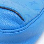 Louis_Vuitton_Taiga_Lama_腰包_Outdoor_M30459_肩背袋_2