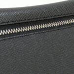 Louis_Vuitton_Taiga_Pochette_Cles_M30442_Second_Bag_4