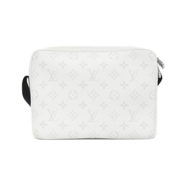 Louis_Vuitton_Tiger_Lama_Outdoor_Messenger_M30873_肩背袋_1
