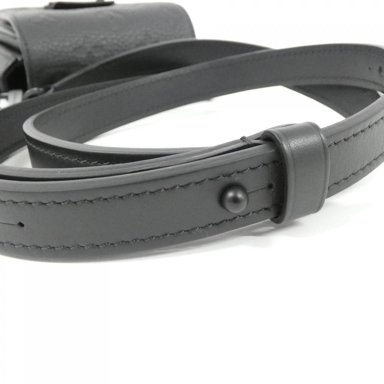 Louis_Vuitton_Triana_Monogram_S-Lock_Vertical_Wearable_Wallet_M81524_Shoulder_Bag_7