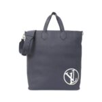 Louis_Vuitton_Trillion_LV_Circle_Eastside_Tote_M53428_Bag_1